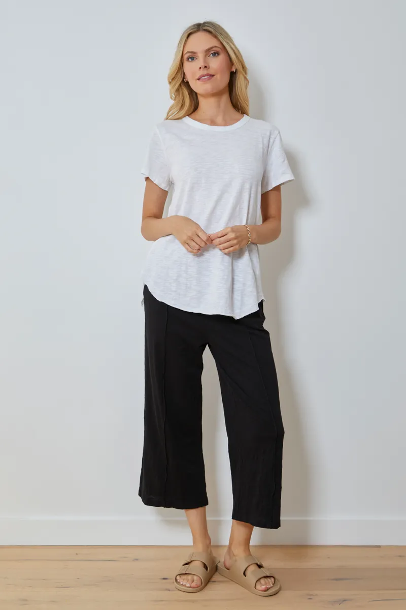 Crewneck Tee with Curve Hem