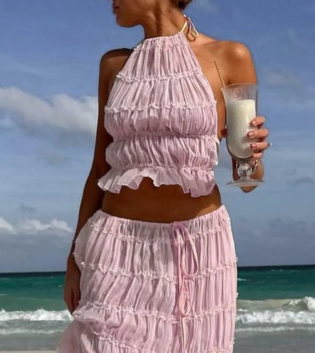 Open Back Halter Tops for Women Bow Tie Back Ruched Ruffle Crop Tops Smocked Y2K Going Out Camisoles